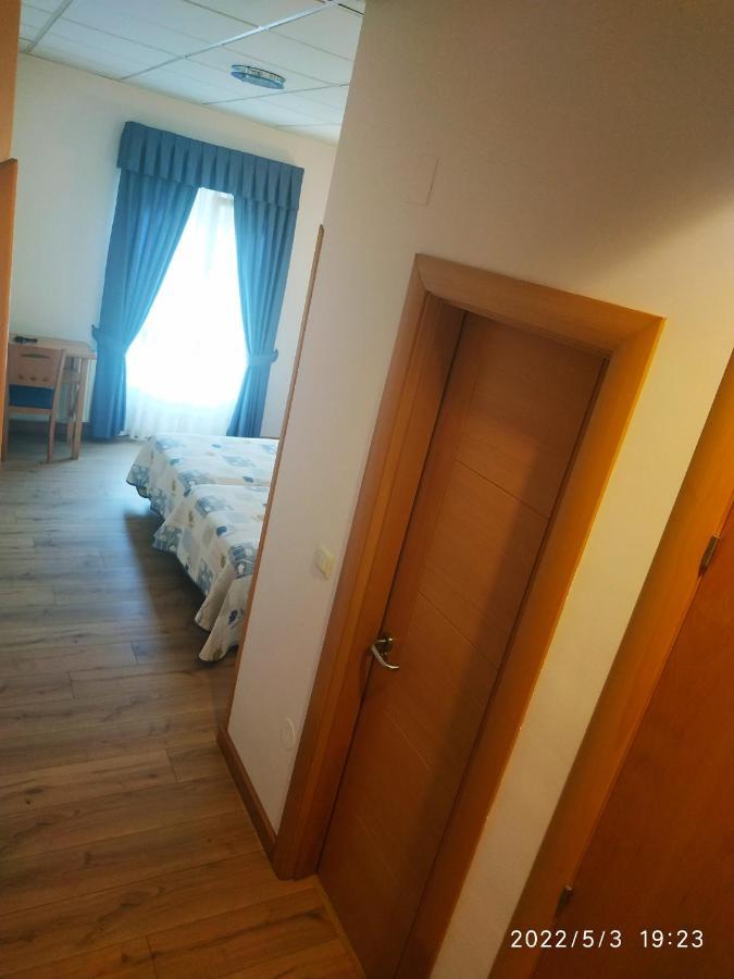 Hotel La Guindal アリオンダス エクステリア 写真